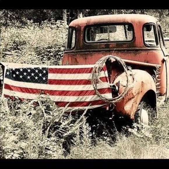 Meet your Posher, Kelli - Picture 1 of 1